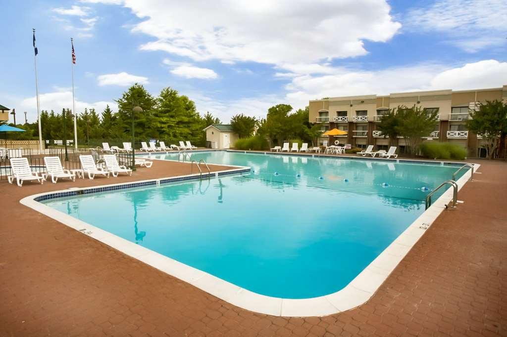 Clarion Hotel & Suites Convention Center Fredericksburg Facilités photo